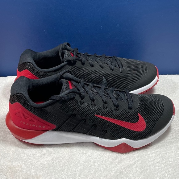 nike retaliation tr 2 red